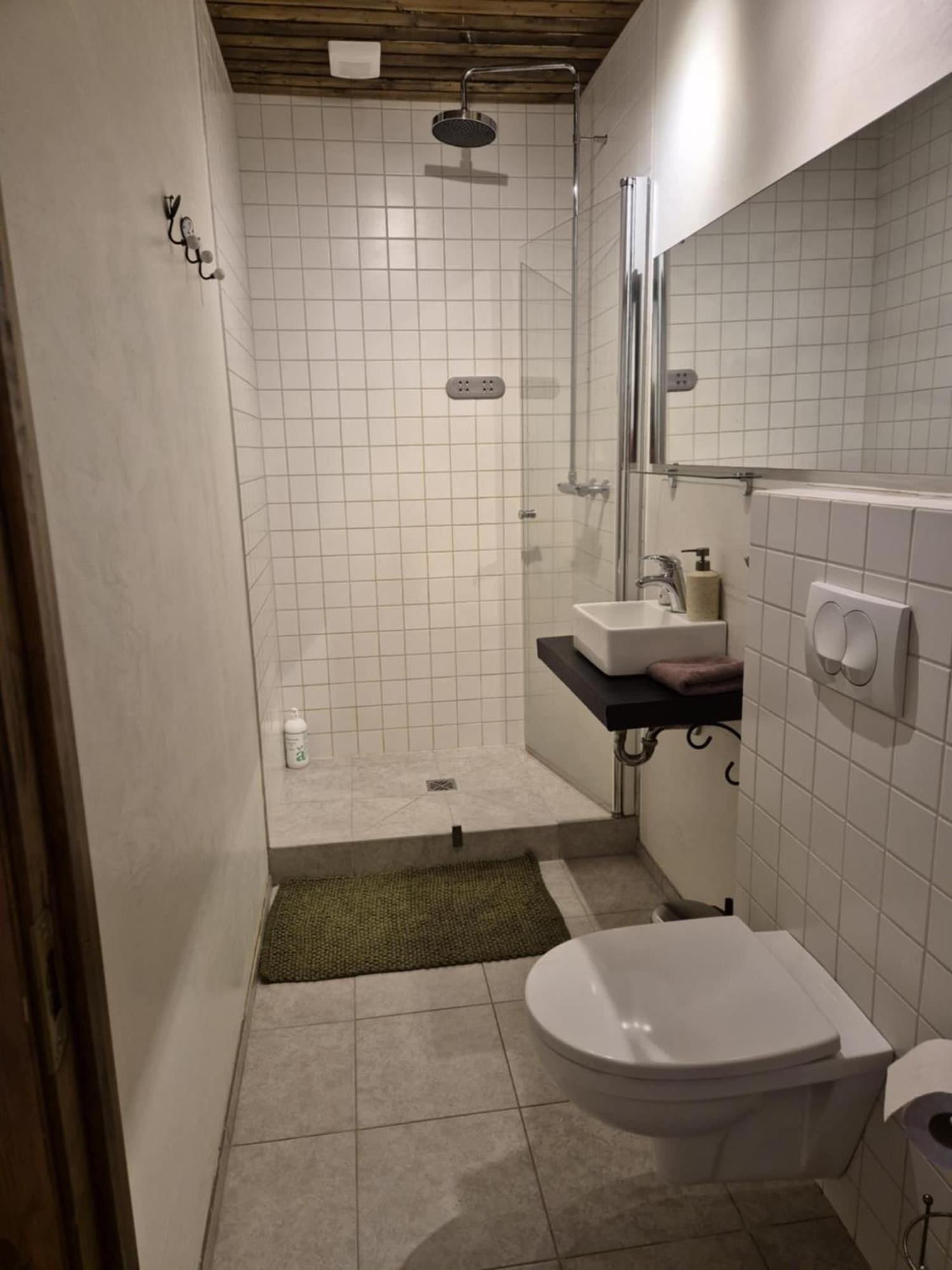 Beautiful Guestroom To Rent With A Mountain View Laugarvatn Exterior foto